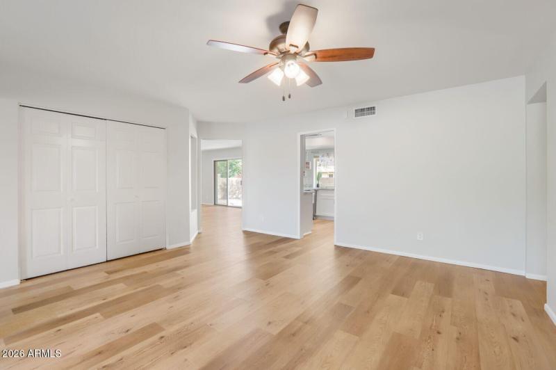 4341 W Bluefield Ave - Web Quality - 007