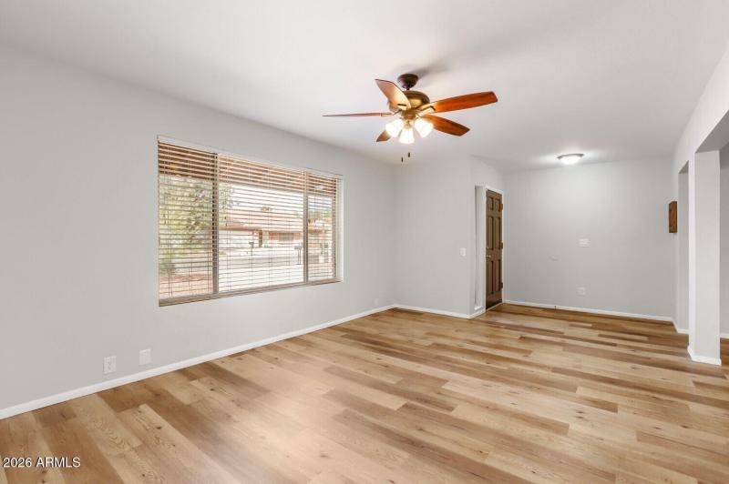 4341 W Bluefield Ave - Web Quality - 009