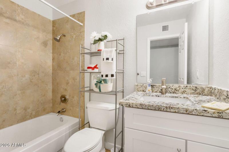 4341 W Bluefield Ave - Web Quality - 024