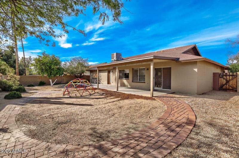 4341 W Bluefield Ave - Web Quality - 028