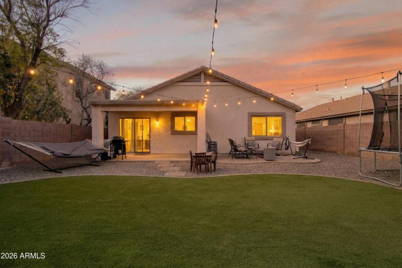 Hope Drive Twilight Back