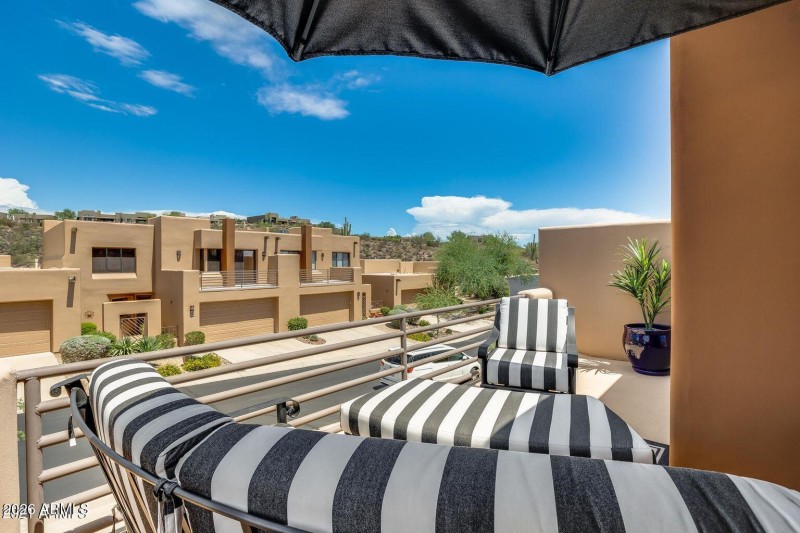 20210730163010989831000000-o