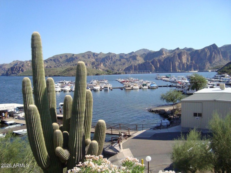 20120325021736953169000000-o