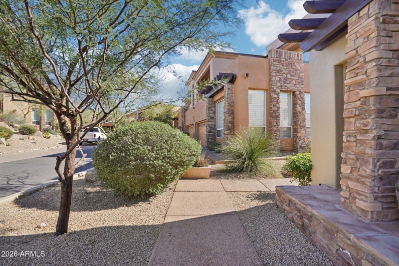 4-web-or-mls-N White Feather Ln 182-S280