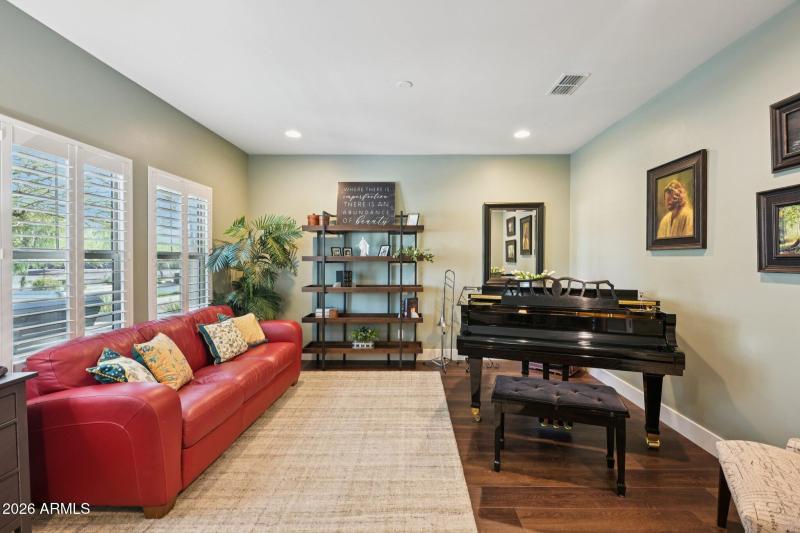 21-web-or-mls-W Oberlin Way-S2402-021