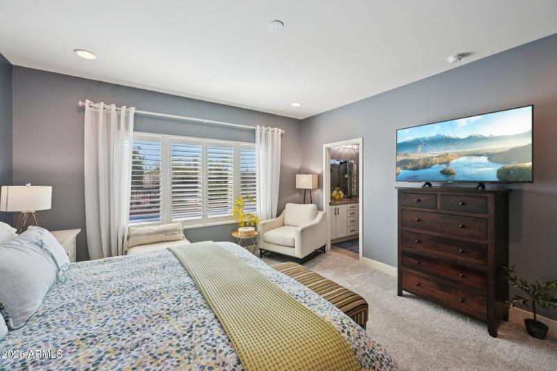 29-web-or-mls-W Oberlin Way-S2402-029