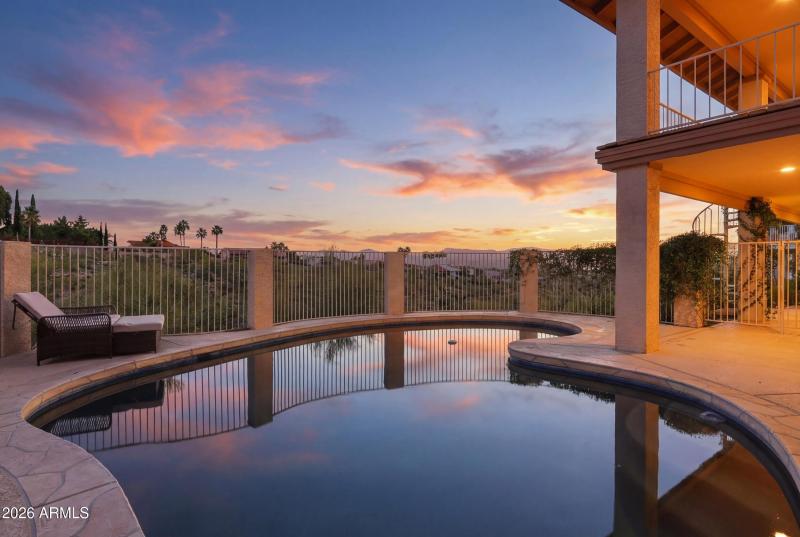 44_img_2888_twilight_fe340ea2-ef6b-4640-