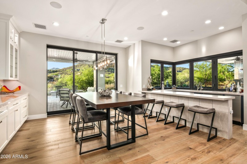 022_Seating for all Seasons