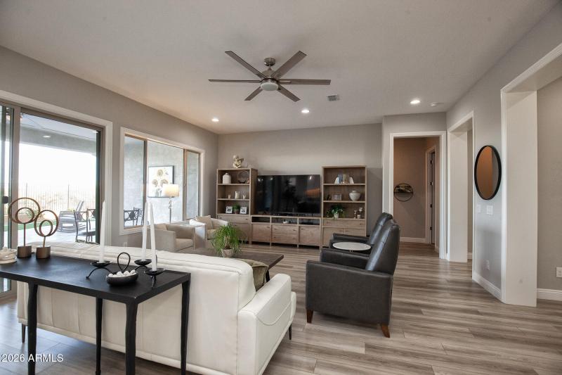 053_20218NWagnerWashDr