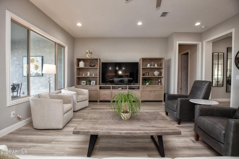 054_20218NWagnerWashDr