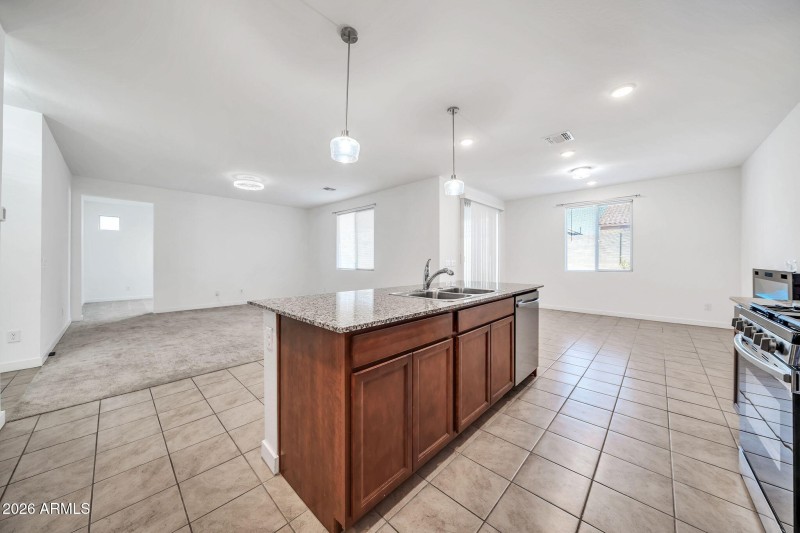 mls_17432 W Lupine-11