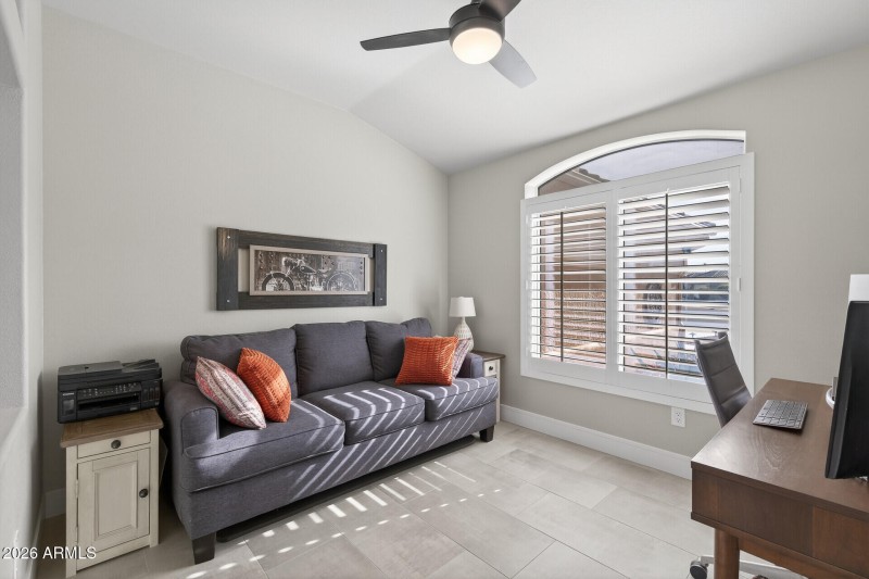 14_22015_N_Mirage_Lane14_mls