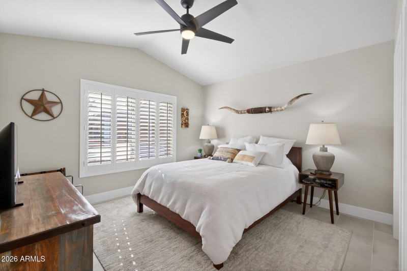 38_22015_N_Mirage_Lane38_mls