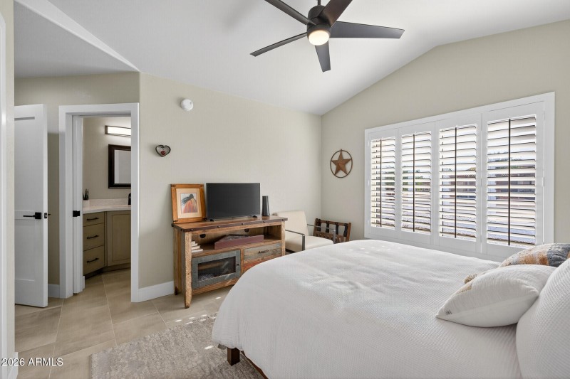 39_22015_N_Mirage_Lane39_mls