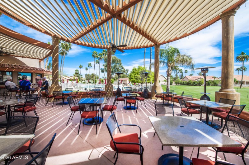 213 Palo Verde Patio Bar