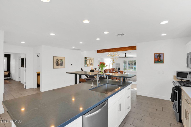 28-web-or-mls-P1546984