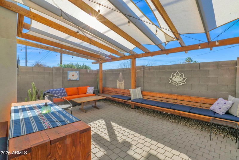 46-web-or-mls-P1547038