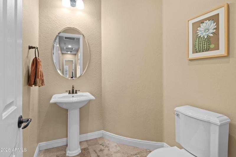 56 Drive hallway bath