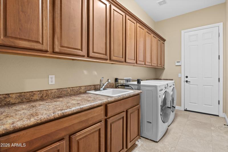 56 Drive utility room to garage