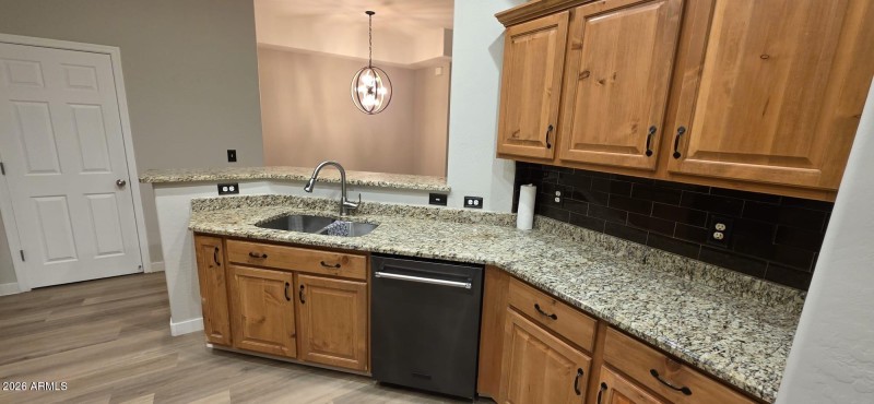 b9c6c4a0-14c3-4a69-b14e-b5b1e4cbe047