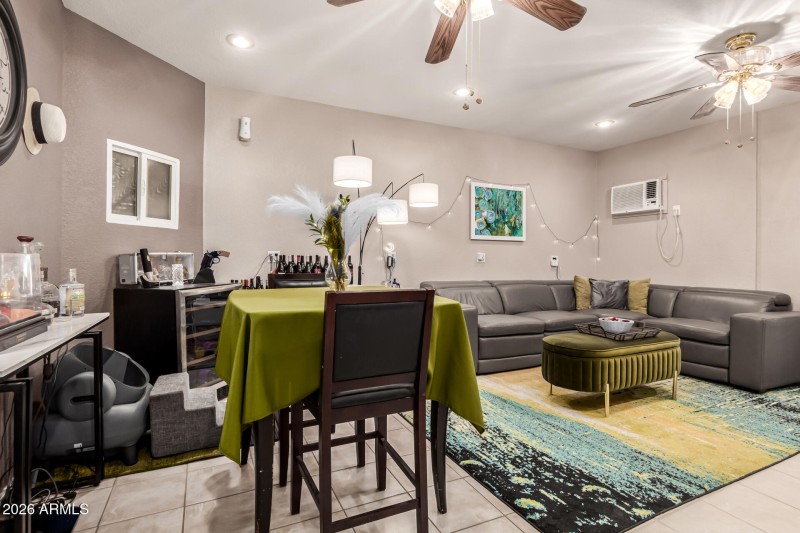 40 - Guest house furnished