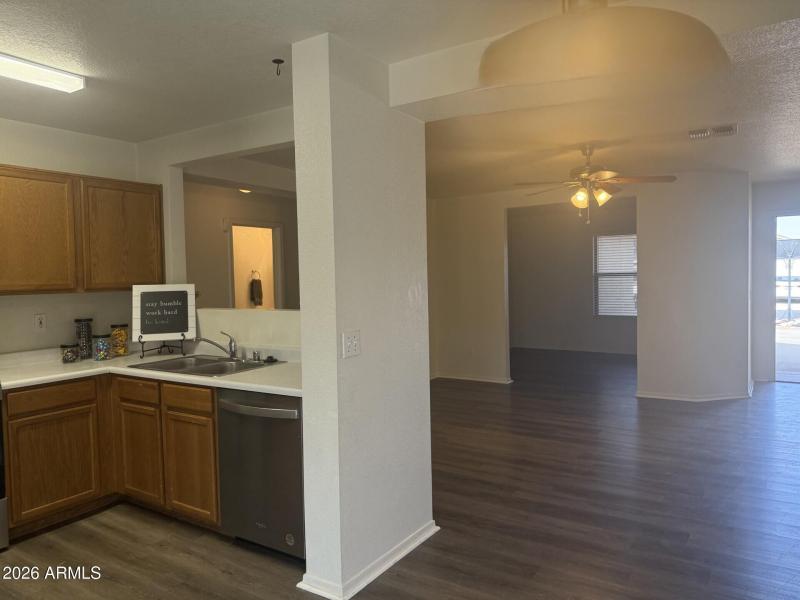 61d9979e-beaf-4121-bd12-98586333edbe