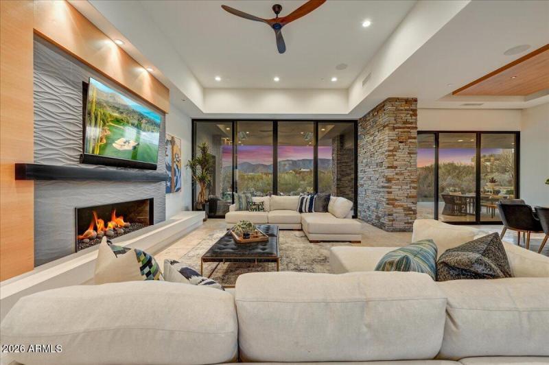 47-Living Sitting View