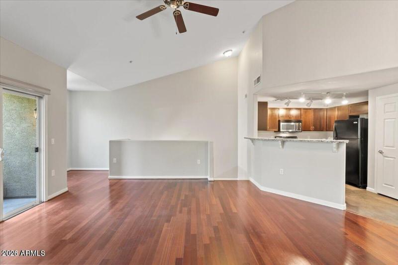 20241029173233728019000000-o