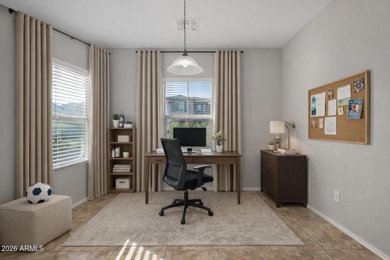 10802 W Saddlehorn Rd, Peoria