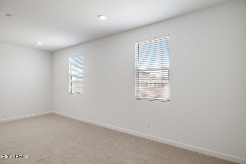 10-web-or-mls-17645-w-hatcher-rd-91-zanj