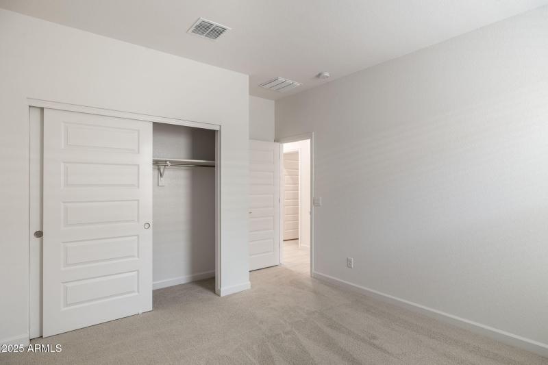 28-web-or-mls-17645-w-hatcher-rd-91-zanj