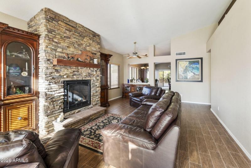 24-web-or-mls-DLB_7182