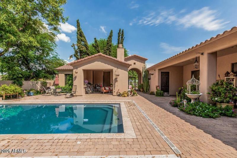 Pool looking into guest casita area