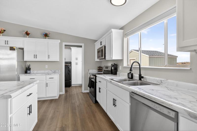 936-deer-field-blvd-winslow-az-usa-007