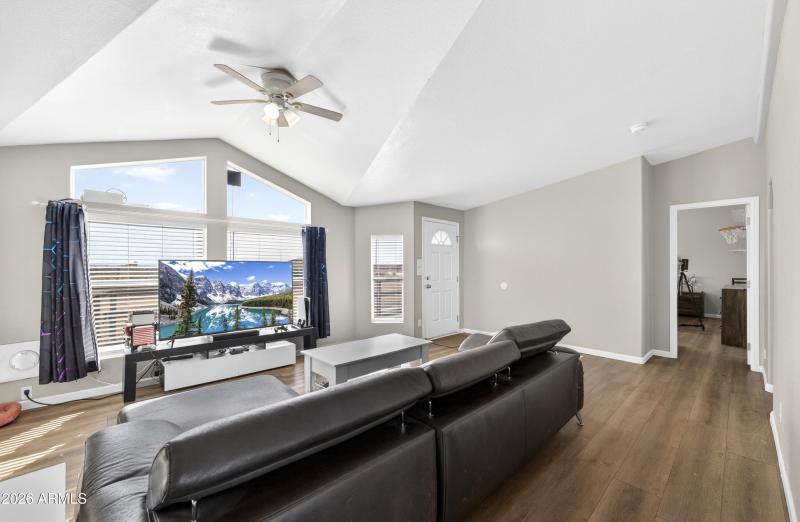 936-deer-field-blvd-winslow-az-usa-013