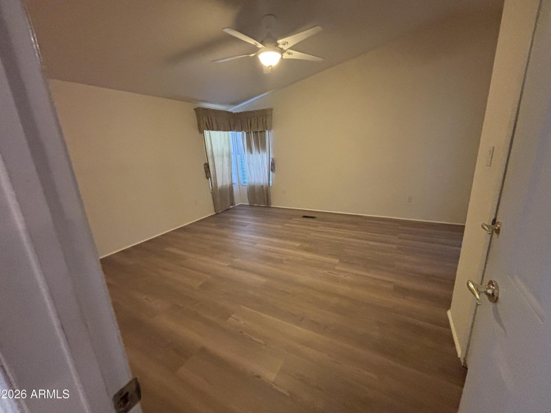 Primary Bedroom fits a California King