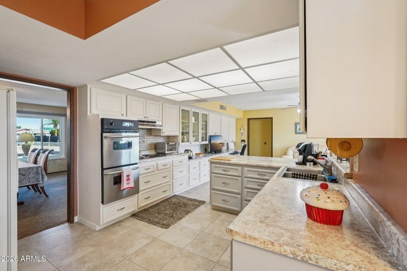 21-web-or-mls-W Wrangler Dr-S0103-021