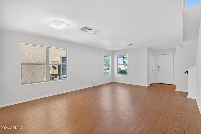 4-web-or-mls-02W Diana Ave