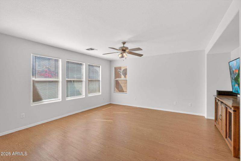 8-web-or-mls-06W Diana Ave