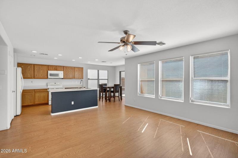 10-web-or-mls-08W Diana Ave