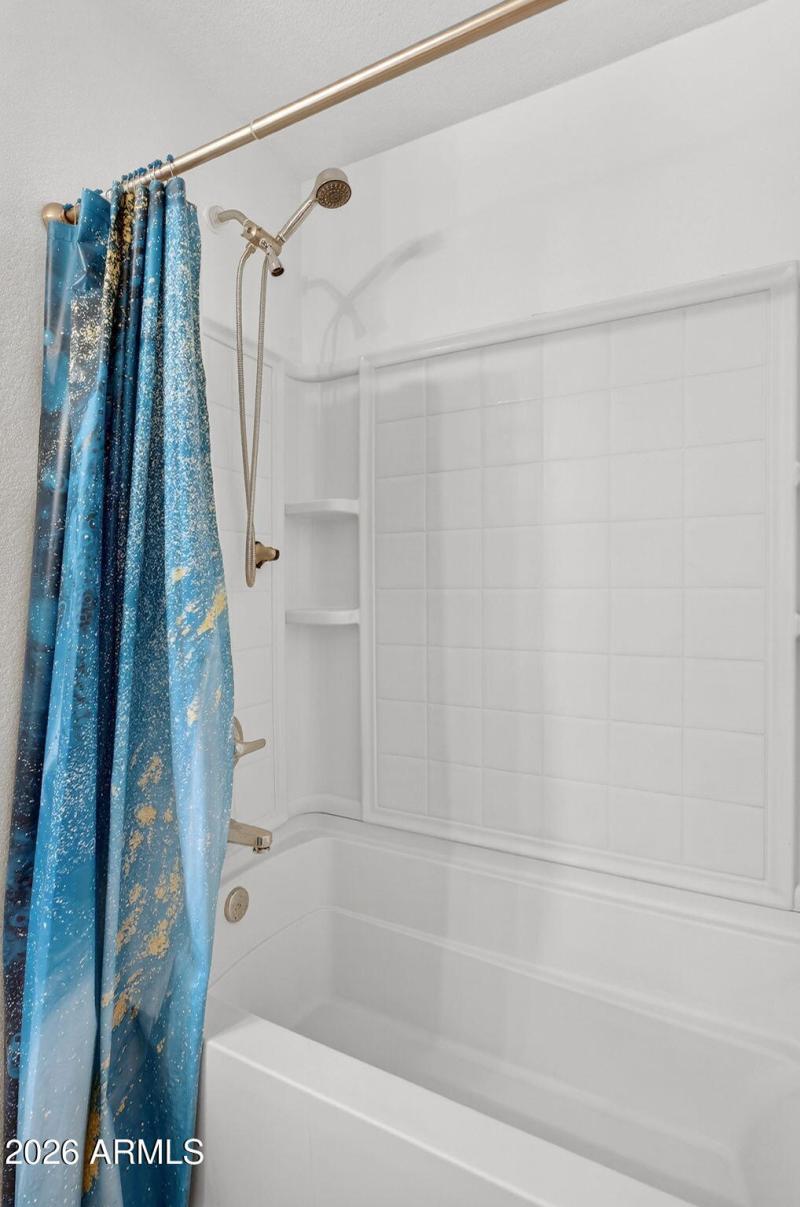 24-web-or-mls-31W Diana Ave