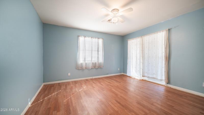 2201 W Adams St Exterior Photos-20