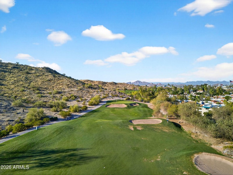 84-web-or-mls-12Davis Way