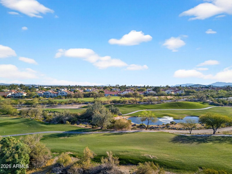 86-web-or-mls-14Davis Way