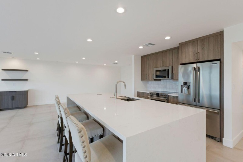 Extraordinary entertaining opportunity.