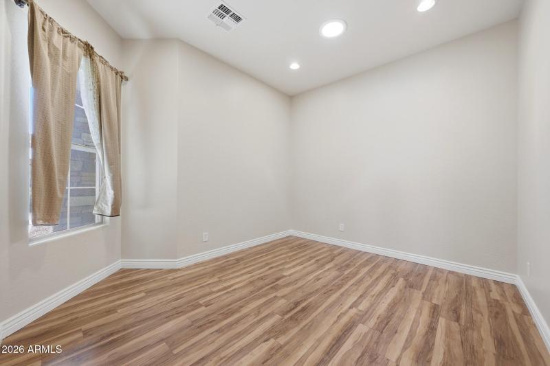 Den/Office 4th Bedroom