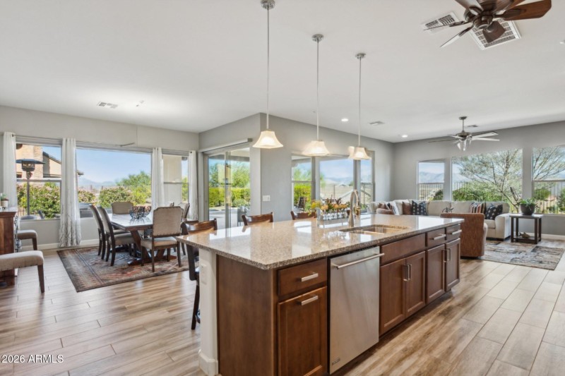 16-web-or-mls-17654-blaze-ln edited