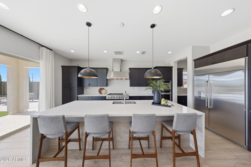 Oversized Island with Bar Seating