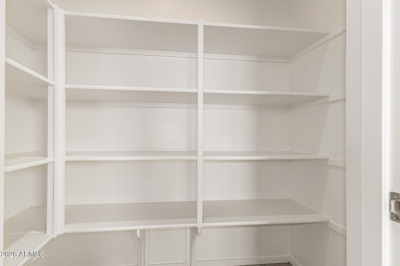 14 - Crescent Moon 46800