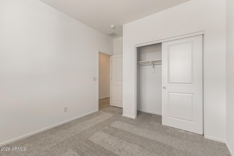 15 - Crescent Moon 46800